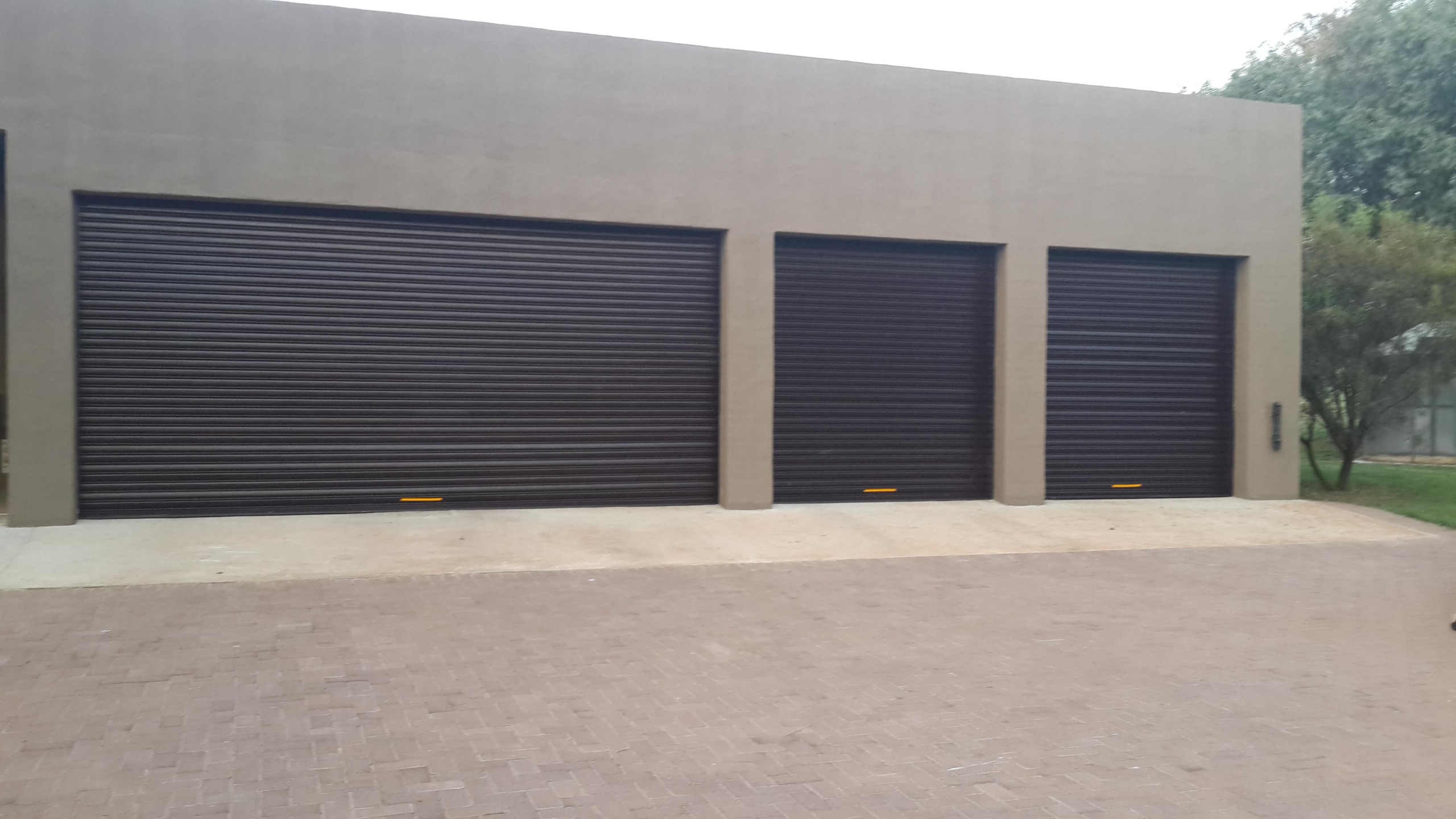 Find Garage & Industrial Door Manufacturers Installers & Repairs Vaal